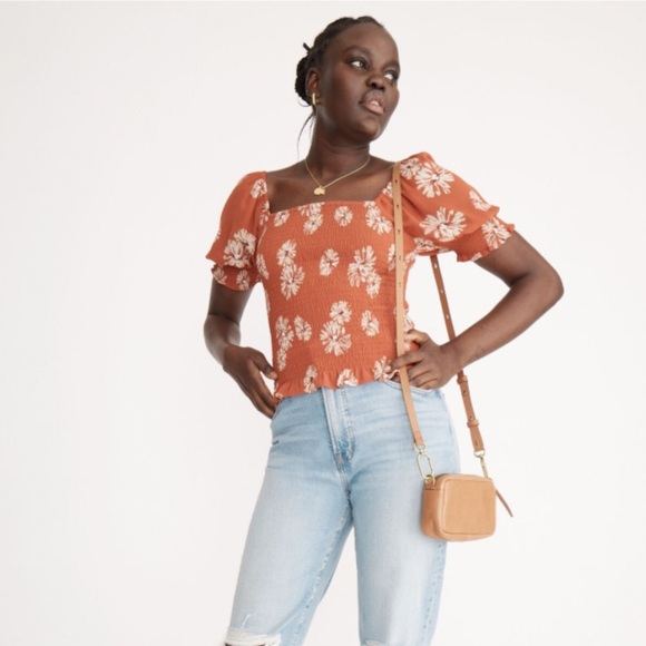 Madewell Tops - Madewell NWT Georgette Lucie Puff-Sleeve Smocked Bodice Top Moody Blooms Size S